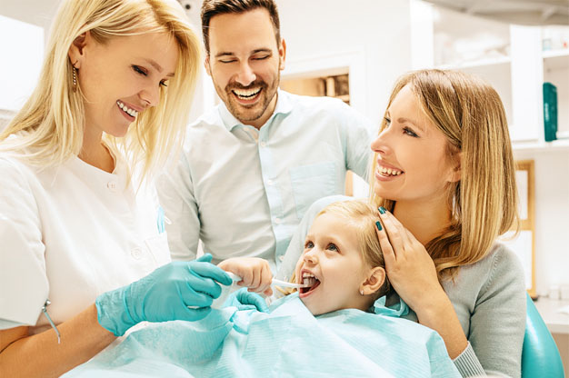 4 Qualities to Look for in a Family Dentist